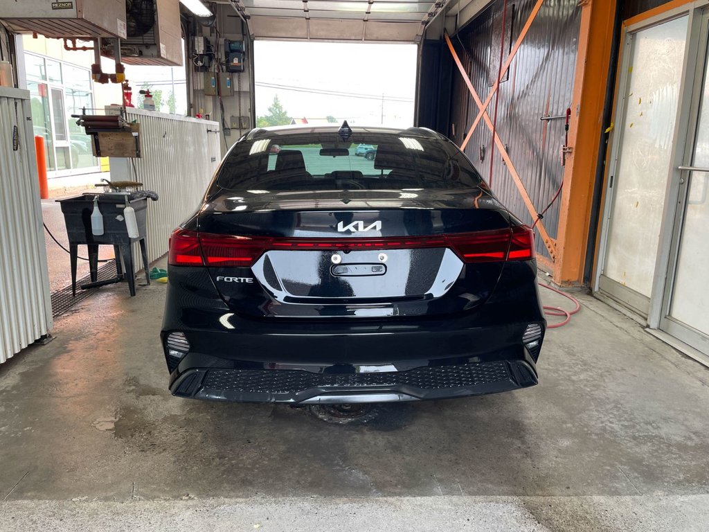 Kia Forte  2022 à St-Jérôme, Québec - 6 - w1024h768px