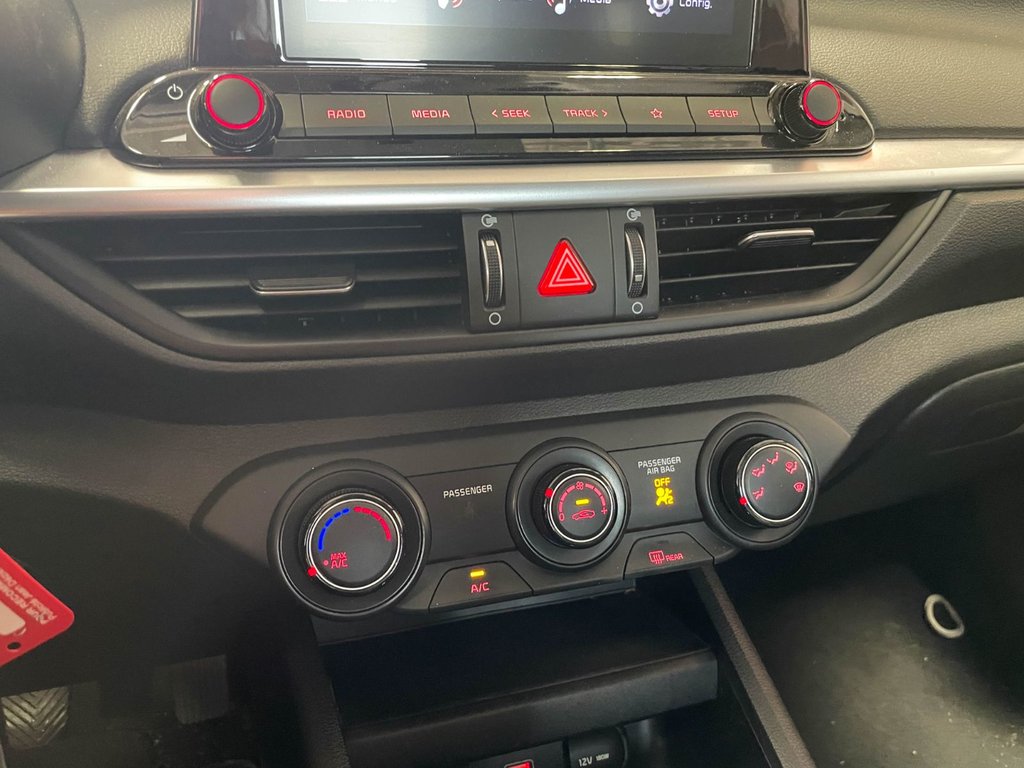 Kia Forte  2022 à St-Jérôme, Québec - 13 - w1024h768px