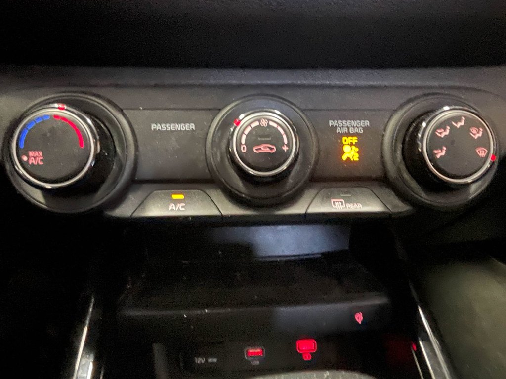 2023 Kia Forte in St-Jérôme, Quebec - 13 - w1024h768px
