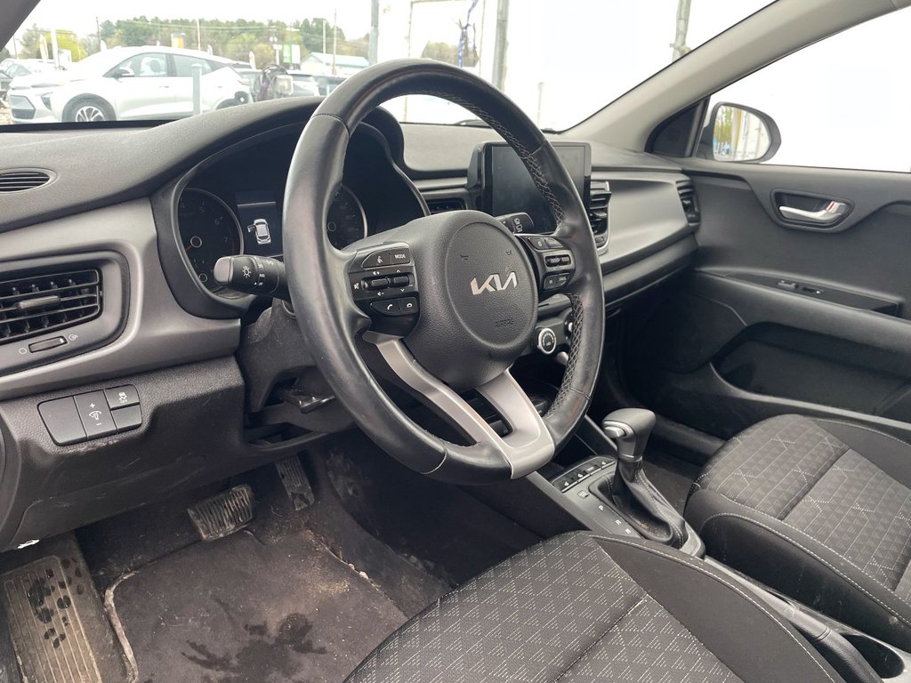 Kia Rio  2022 à St-Jérôme, Québec - 4 - w1024h768px