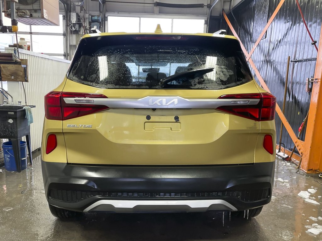Kia Seltos  2023 à St-Jérôme, Québec - 6 - w1024h768px
