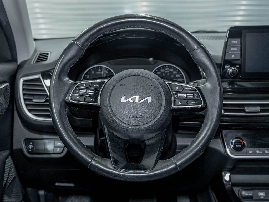 2023 Kia Seltos in St-Jérôme, Quebec - 15 - w1024h768px