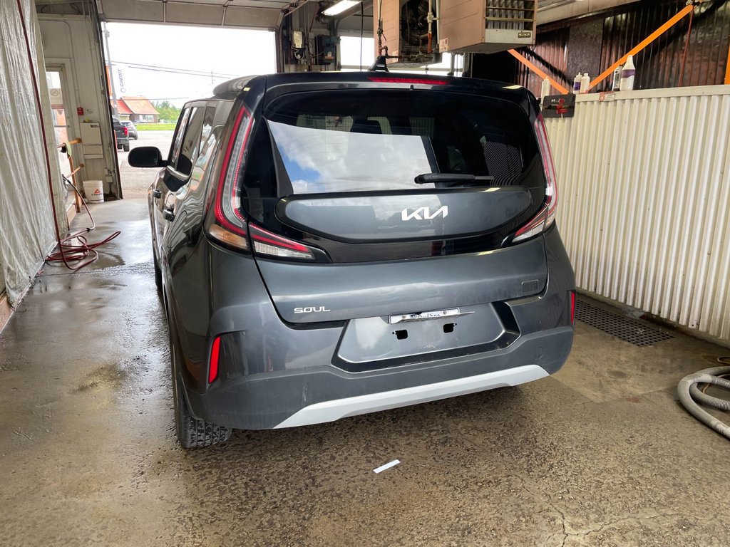 Kia Soul  2023 à St-Jérôme, Québec - 5 - w1024h768px