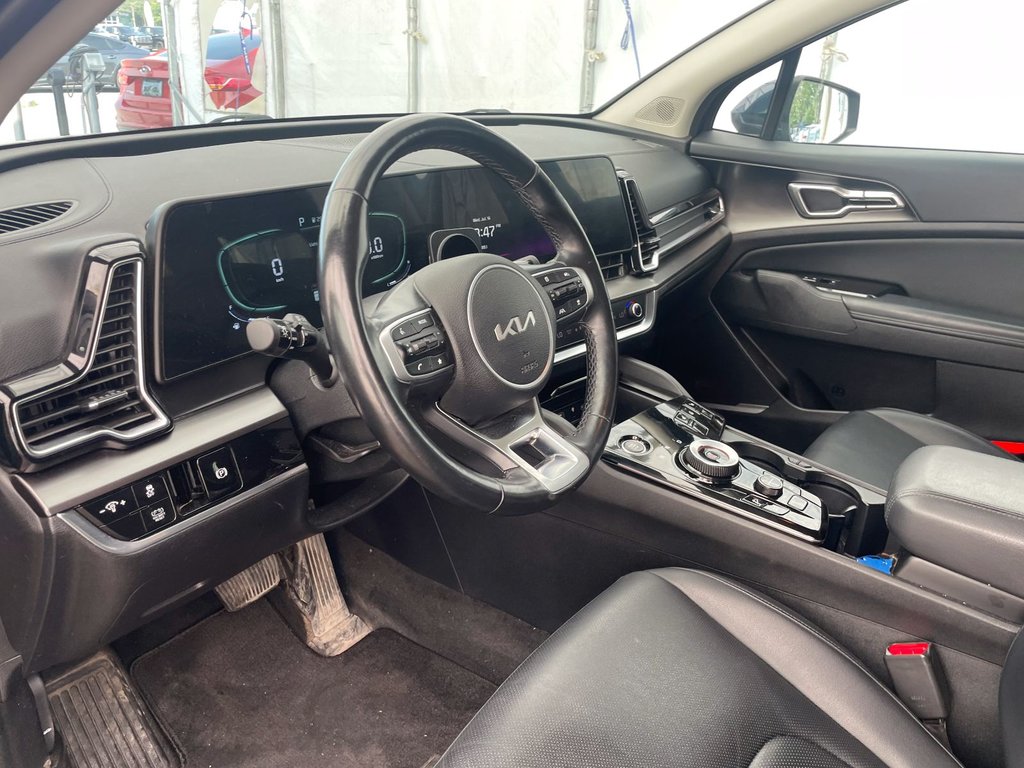 Kia Sportage Hybrid  2023 à St-Jérôme, Québec - 3 - w1024h768px