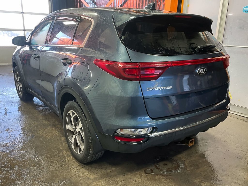 2020 Kia Sportage in St-Jérôme, Quebec - 4 - w1024h768px