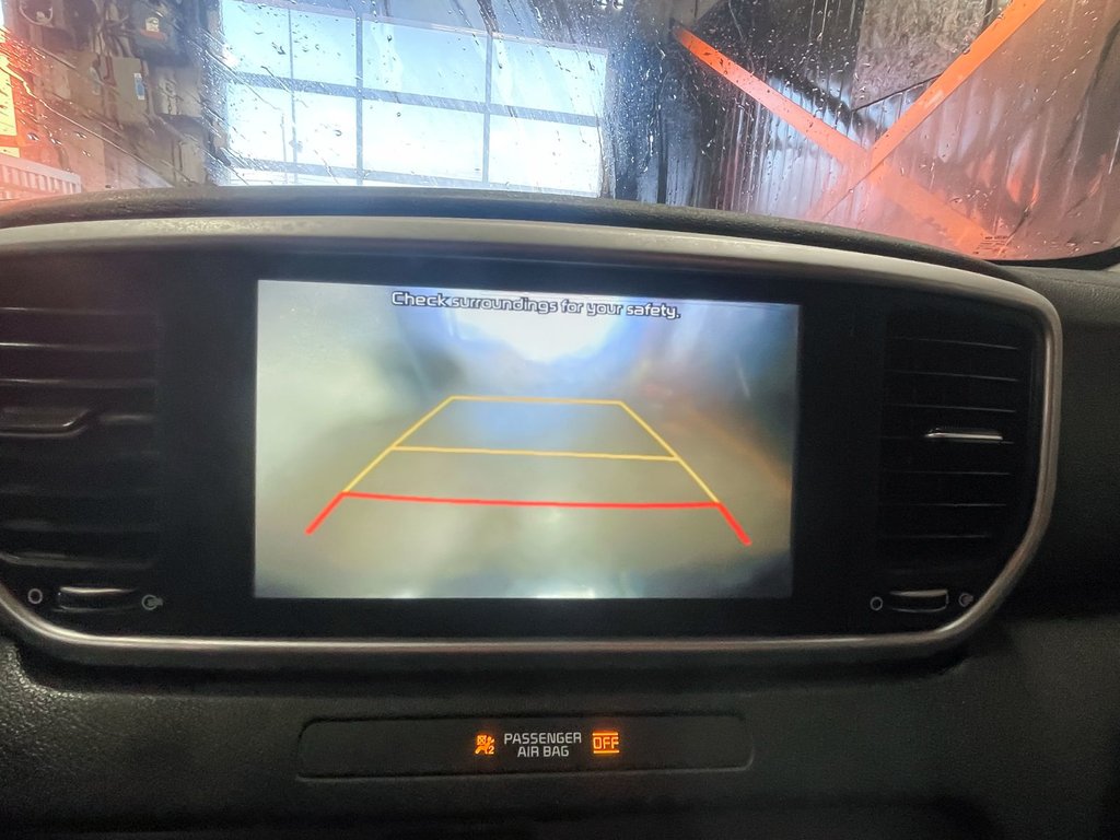 2020 Kia Sportage in St-Jérôme, Quebec - 12 - w1024h768px