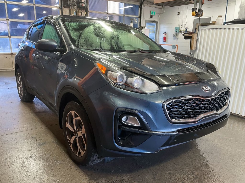 2020 Kia Sportage in St-Jérôme, Quebec - 8 - w1024h768px