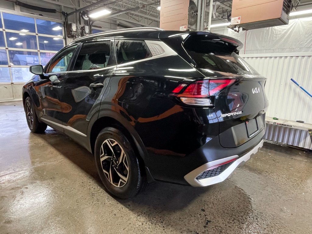 Kia Sportage  2023 à St-Jérôme, Québec - 5 - w1024h768px