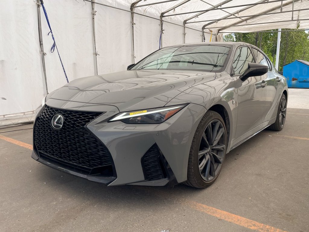 2025 Lexus IS in St-Jérôme, Quebec - 1 - w1024h768px