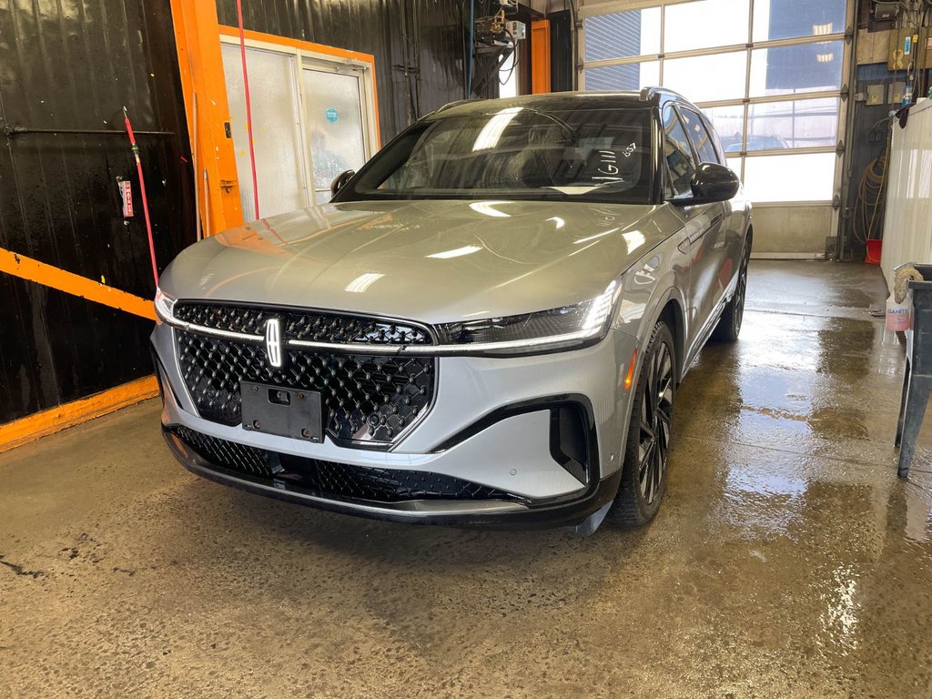 2024 Lincoln Nautilus in St-Jérôme, Quebec - 1 - w1024h768px