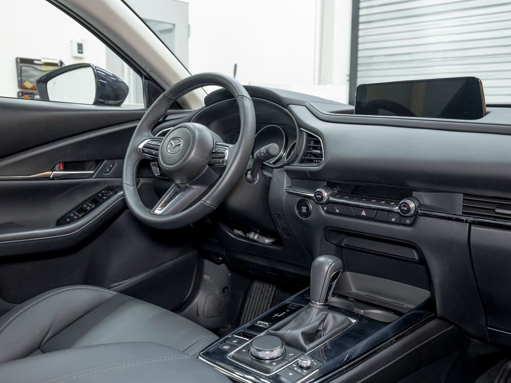 2025 Mazda CX-30 in St-Jérôme, Quebec - 30 - w1024h768px
