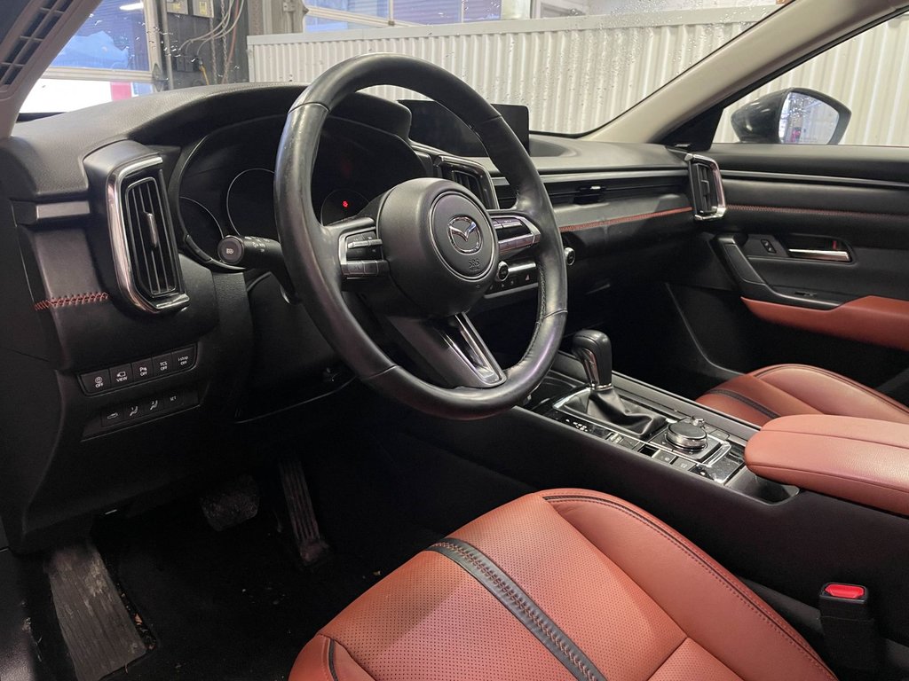 Mazda CX-50  2024 à St-Jérôme, Québec - 5 - w1024h768px