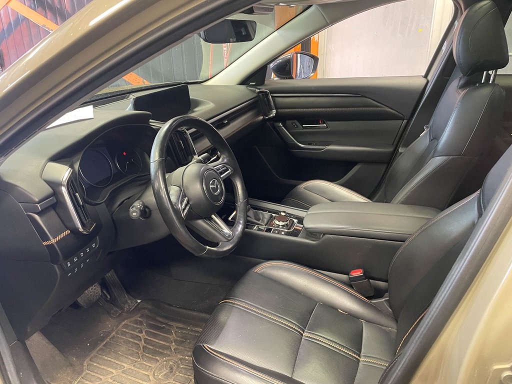2024 Mazda CX-50 in St-Jérôme, Quebec - 5 - w1024h768px