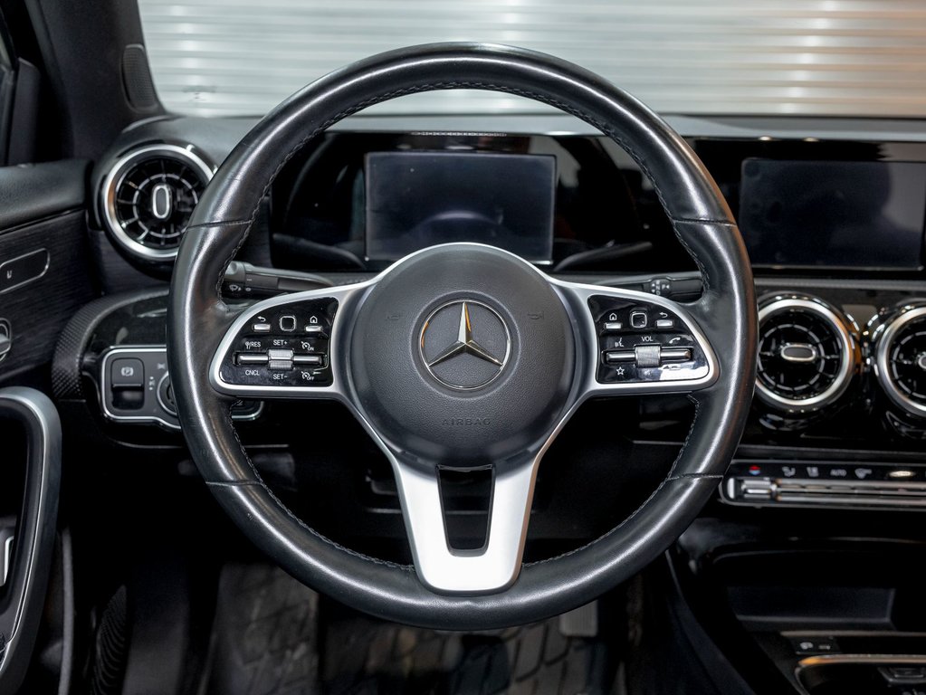 2020 Mercedes-Benz A-Class in St-Jérôme, Quebec - 14 - w1024h768px