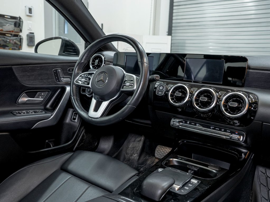2020 Mercedes-Benz A-Class in St-Jérôme, Quebec - 28 - w1024h768px