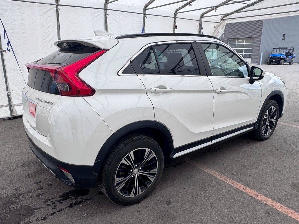 Mitsubishi ECLIPSE CROSS  2018 à St-Jérôme, Québec - 8 - w1024h768px