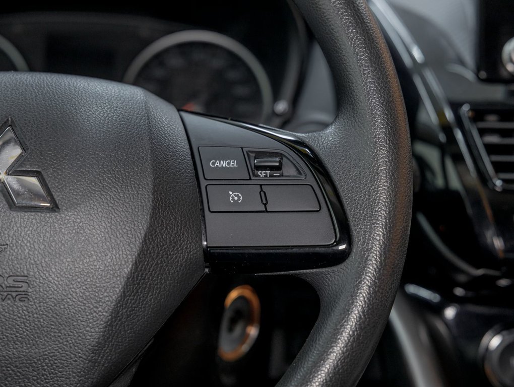 2022 Mitsubishi ECLIPSE CROSS in St-Jérôme, Quebec - 15 - w1024h768px