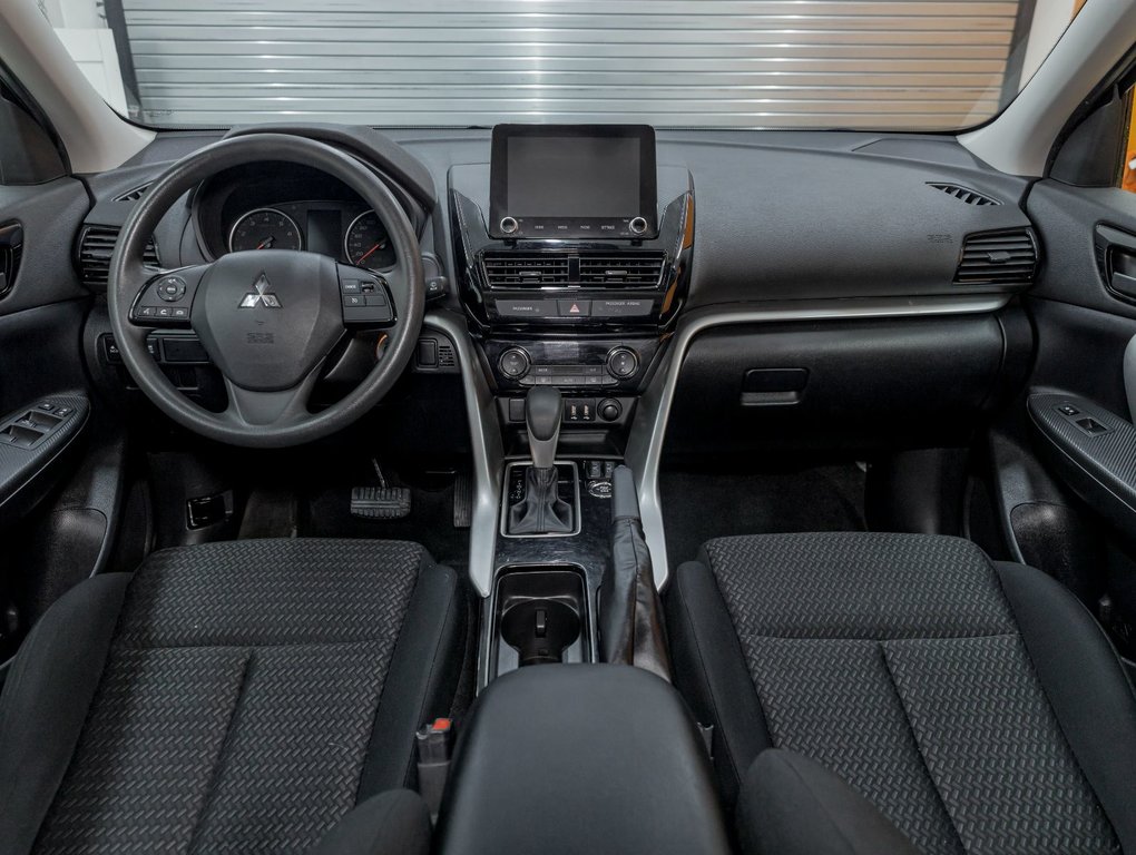2022 Mitsubishi ECLIPSE CROSS in St-Jérôme, Quebec - 11 - w1024h768px