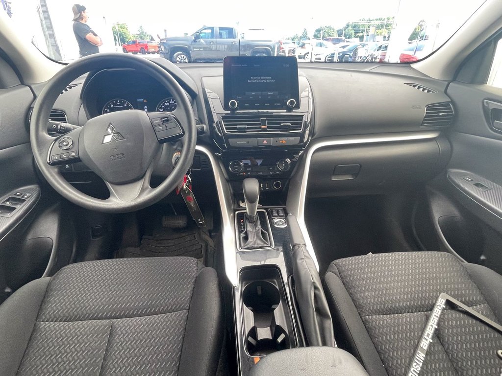 Mitsubishi ECLIPSE CROSS  2022 à St-Jérôme, Québec - 10 - w1024h768px