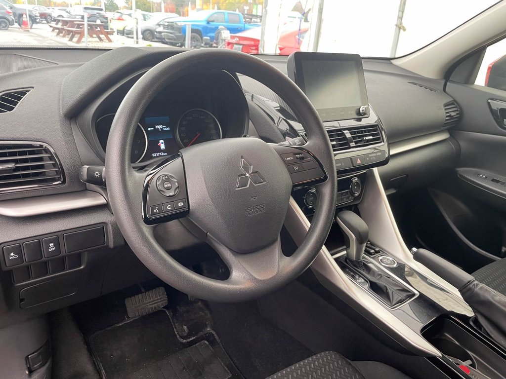 Mitsubishi Eclipse Cross  2024 à St-Jérôme, Québec - 3 - w1024h768px