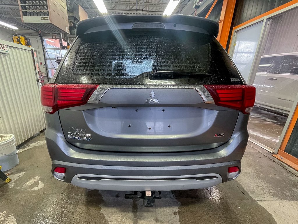 Mitsubishi OUTLANDER PHEV  2020 à St-Jérôme, Québec - 8 - w1024h768px