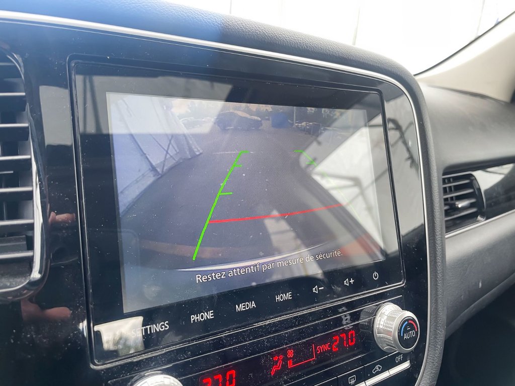 2020 Mitsubishi OUTLANDER PHEV in St-Jérôme, Quebec - 16 - w1024h768px