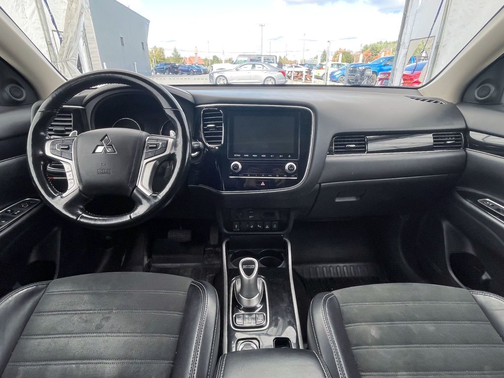 2020 Mitsubishi OUTLANDER PHEV in St-Jérôme, Quebec - 12 - w1024h768px
