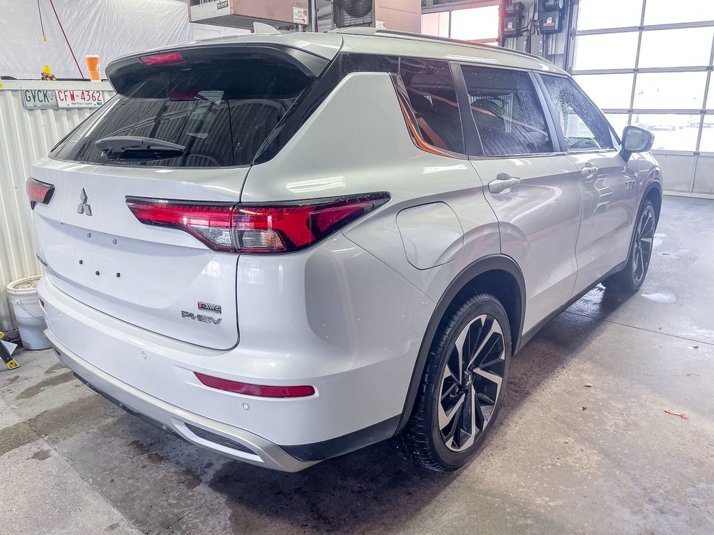 Mitsubishi OUTLANDER PHEV  2023 à St-Jérôme, Québec - 10 - w1024h768px