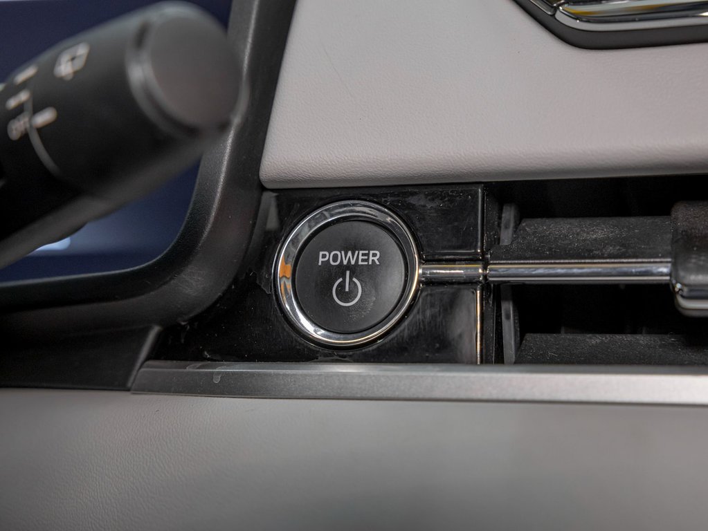 Mitsubishi Outlander Plug-In Hybrid  2024 à St-Jérôme, Québec - 30 - w1024h768px