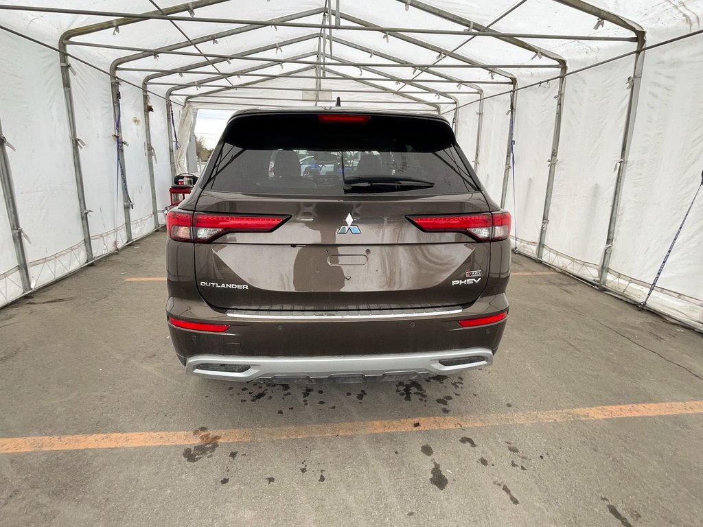 Mitsubishi Outlander Plug-In Hybrid  2024 à St-Jérôme, Québec - 9 - w1024h768px