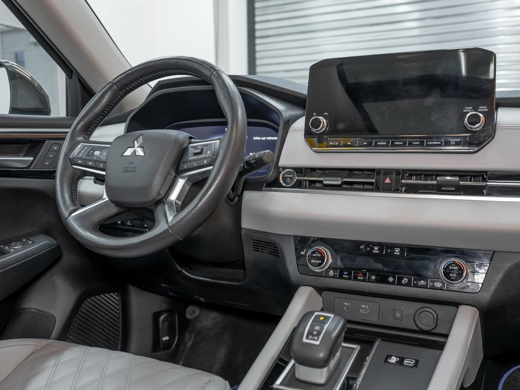 Mitsubishi Outlander Plug-In Hybrid  2024 à St-Jérôme, Québec - 31 - w1024h768px