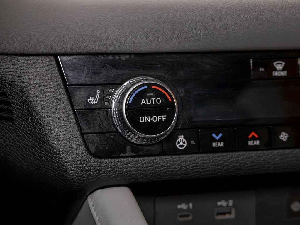 Mitsubishi Outlander Plug-In Hybrid  2024 à St-Jérôme, Québec - 22 - w1024h768px