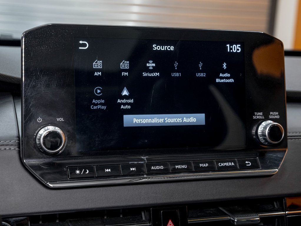 2024 Mitsubishi Outlander Plug-In Hybrid in St-Jérôme, Quebec - 18 - w1024h768px
