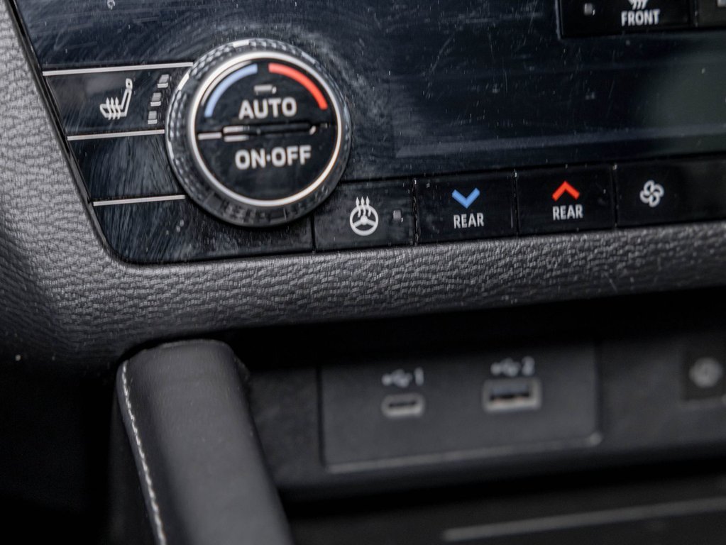 Mitsubishi Outlander Plug-In Hybrid  2024 à St-Jérôme, Québec - 21 - w1024h768px