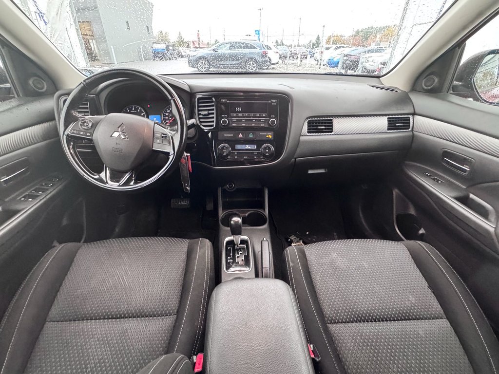 2016 Mitsubishi Outlander in St-Jérôme, Quebec - 10 - w1024h768px