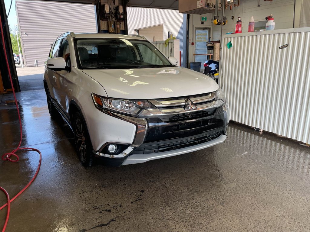 Mitsubishi Outlander  2018 à St-Jérôme, Québec - 9 - w1024h768px
