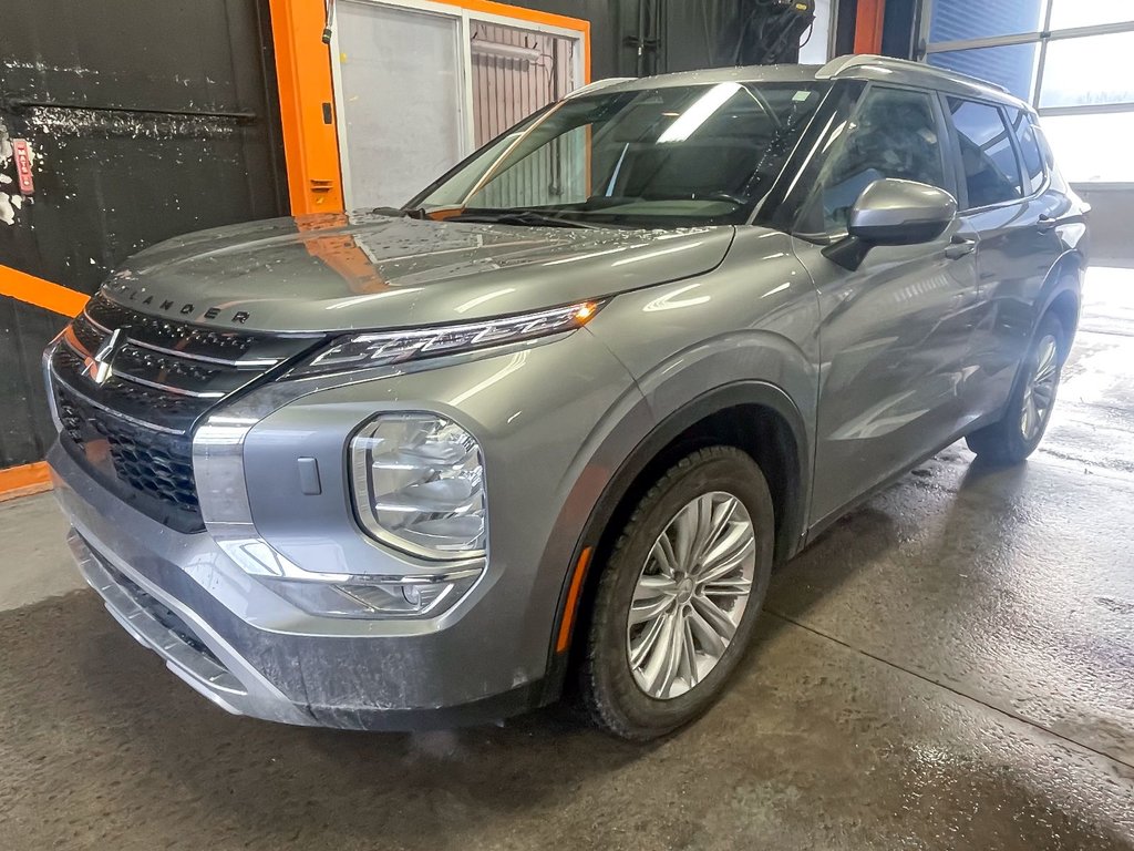 2022 Mitsubishi Outlander in St-Jérôme, Quebec - 1 - w1024h768px