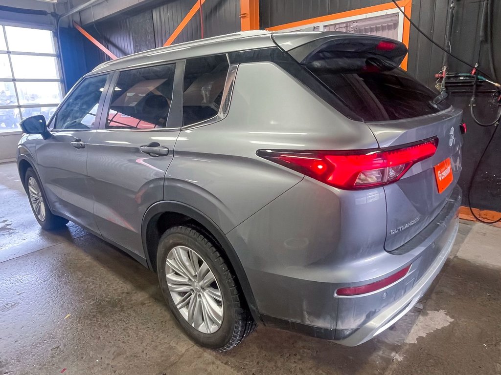 2022 Mitsubishi Outlander in St-Jérôme, Quebec - 5 - w1024h768px