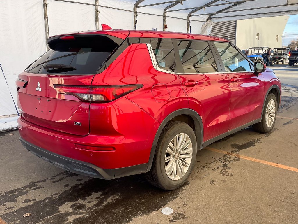 Mitsubishi Outlander  2023 à St-Jérôme, Québec - 8 - w1024h768px