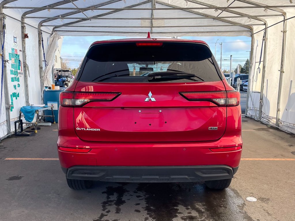 Mitsubishi Outlander  2023 à St-Jérôme, Québec - 6 - w1024h768px