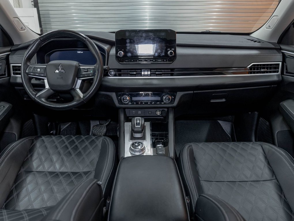 Mitsubishi Outlander  2023 à St-Jérôme, Québec - 12 - w1024h768px