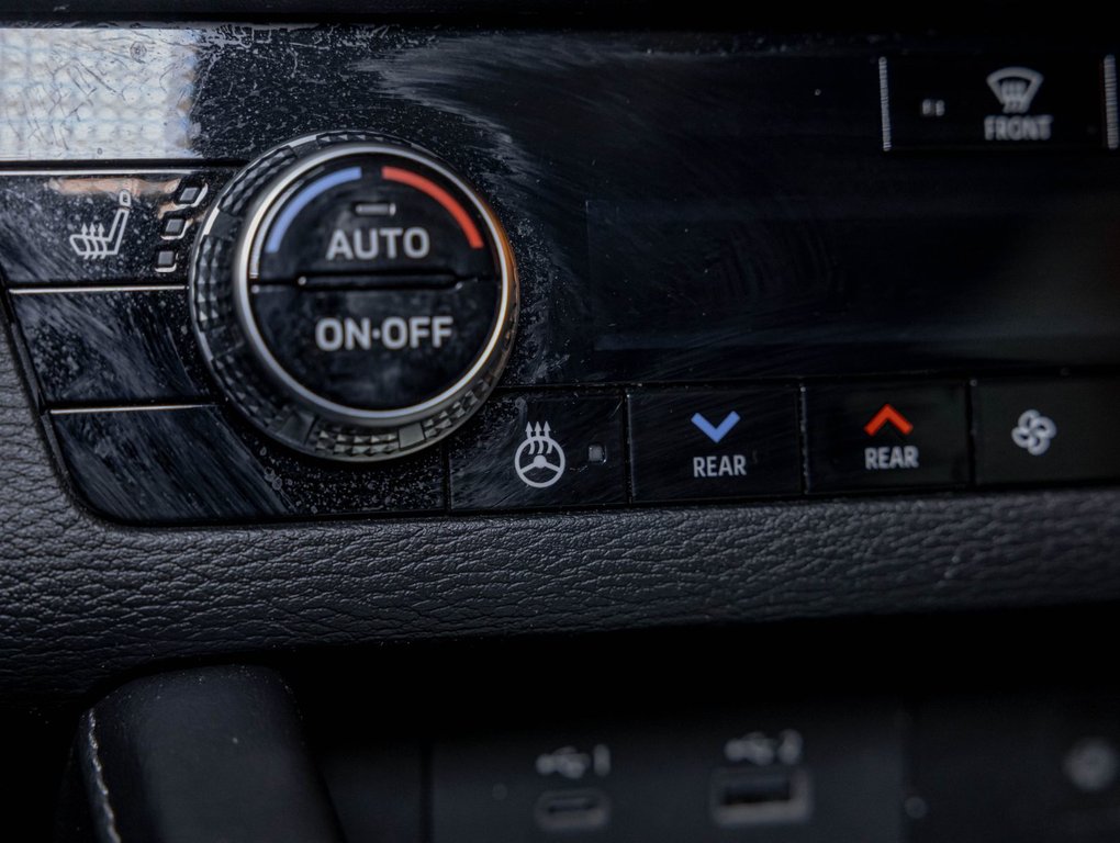 Mitsubishi Outlander  2023 à St-Jérôme, Québec - 22 - w1024h768px