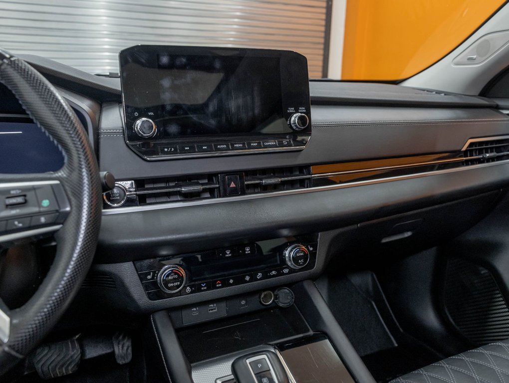 Mitsubishi Outlander  2023 à St-Jérôme, Québec - 21 - w1024h768px