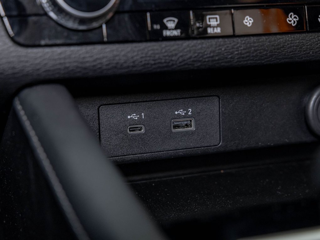 Mitsubishi Outlander  2024 à St-Jérôme, Québec - 21 - w1024h768px