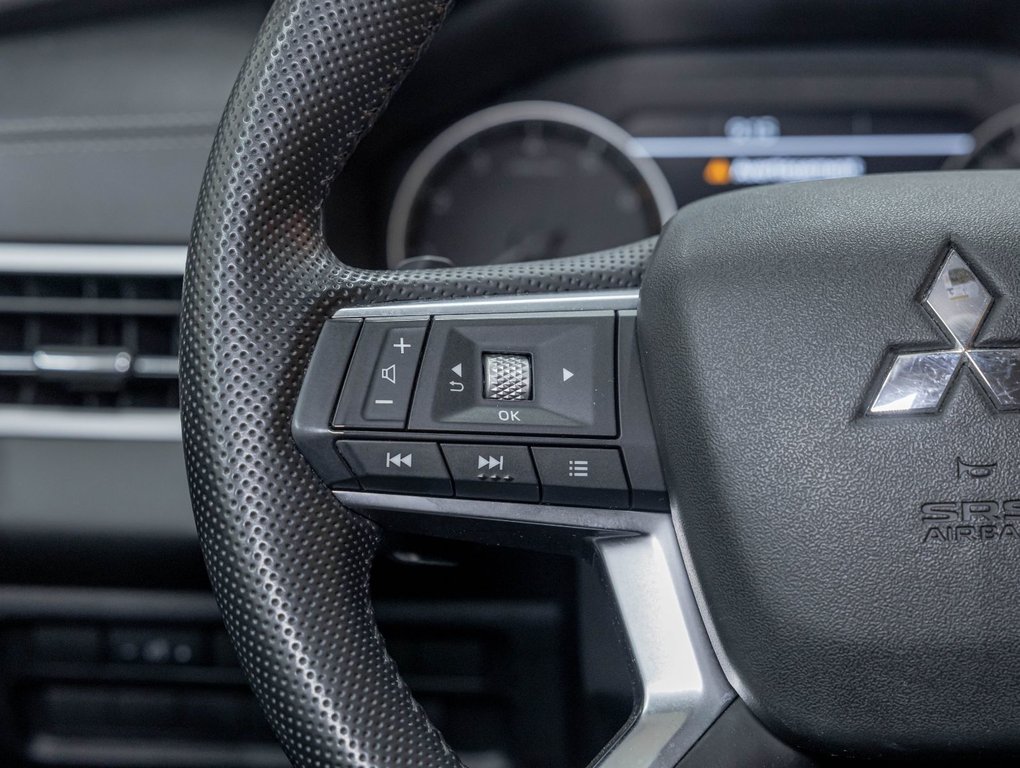 Mitsubishi Outlander  2024 à St-Jérôme, Québec - 14 - w1024h768px