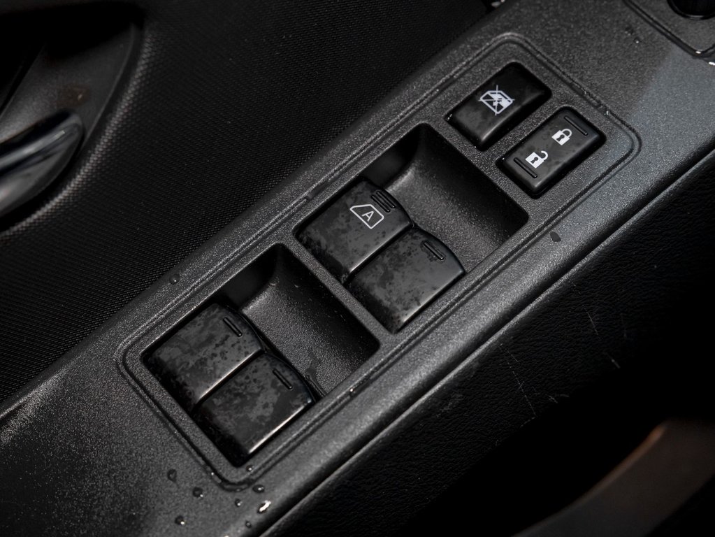 2024 Nissan Frontier in St-Jérôme, Quebec - 27 - w1024h768px