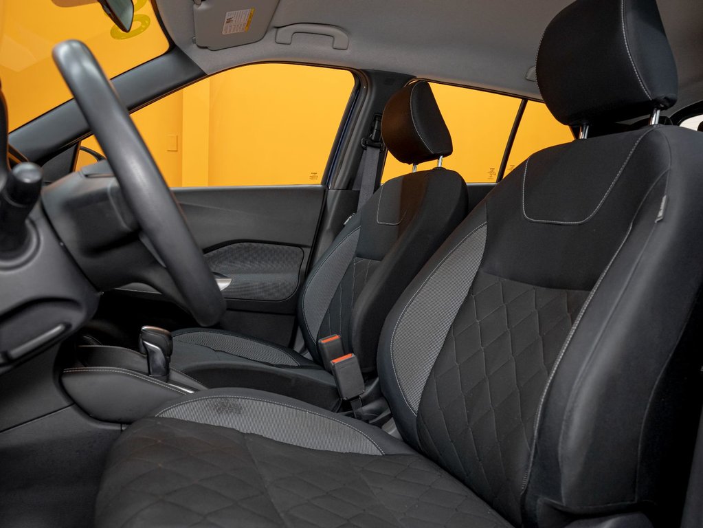 2019 Nissan Kicks in St-Jérôme, Quebec - 12 - w1024h768px