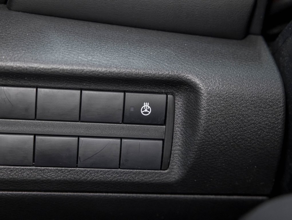 2023 Nissan Kicks in St-Jérôme, Quebec - 22 - w1024h768px