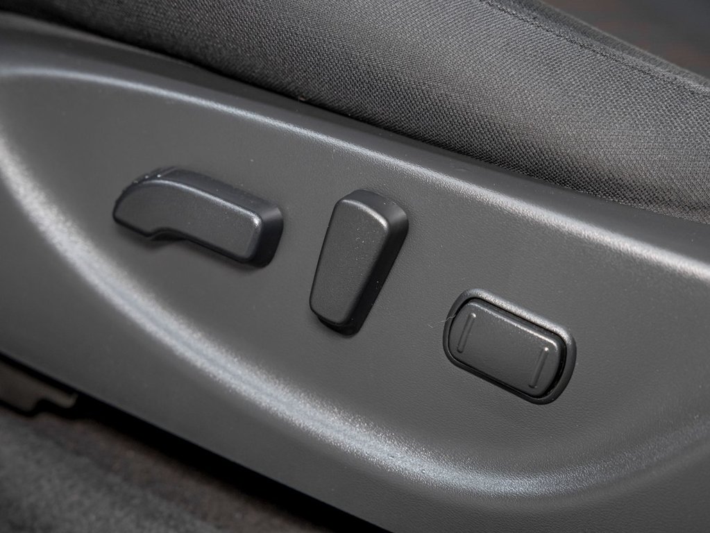 2023 Nissan LEAF in St-Jérôme, Quebec - 25 - w1024h768px