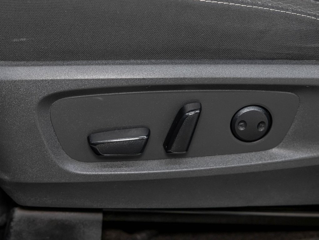 Nissan Pathfinder  2023 à St-Jérôme, Québec - 24 - w1024h768px